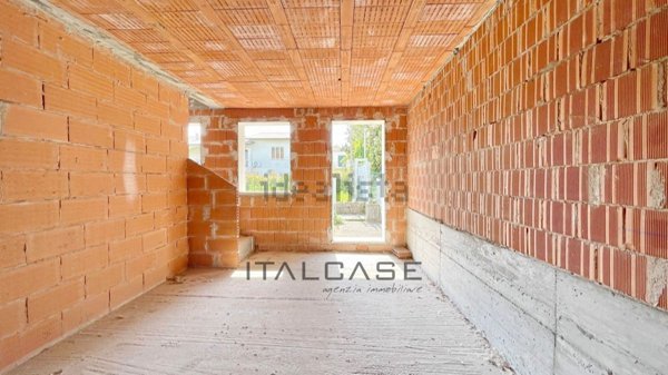 casa indipendente in vendita a Rossano Veneto