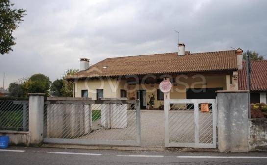 casa indipendente in vendita a Rossano Veneto