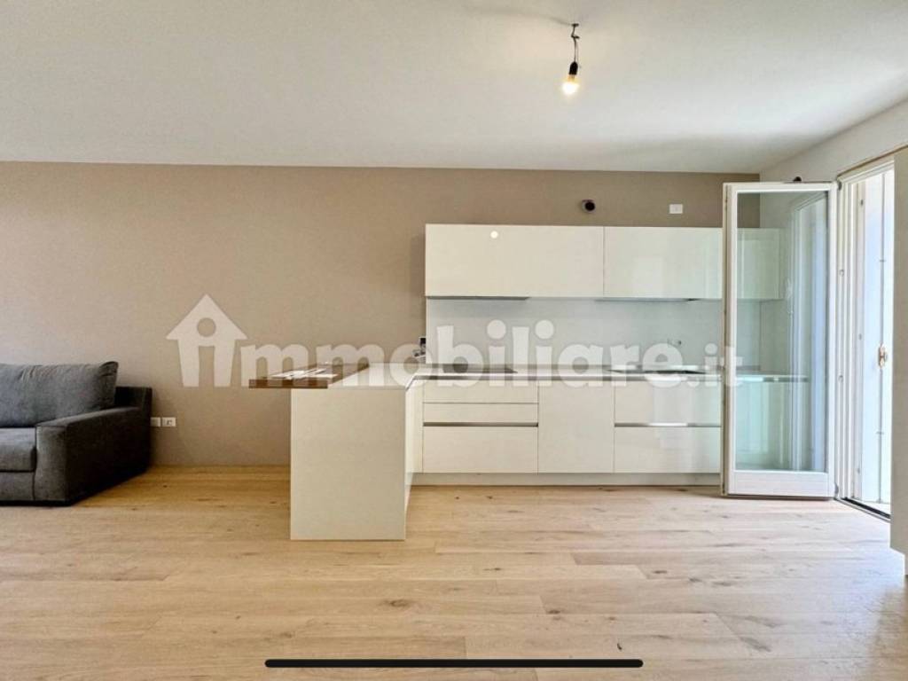 casa indipendente in vendita a Rossano Veneto