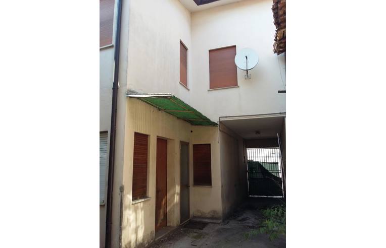 casa indipendente in vendita a Rossano Veneto