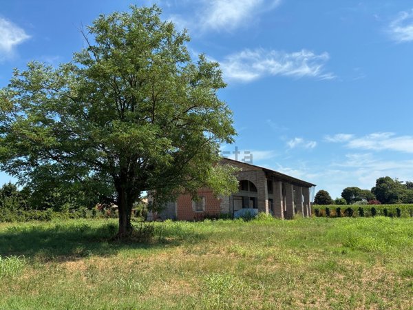 casa indipendente in vendita a Rossano Veneto