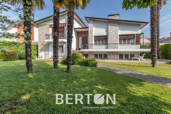 casa indipendente in vendita a Rossano Veneto