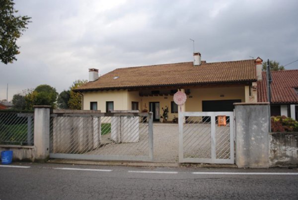 appartamento in vendita a Rossano Veneto
