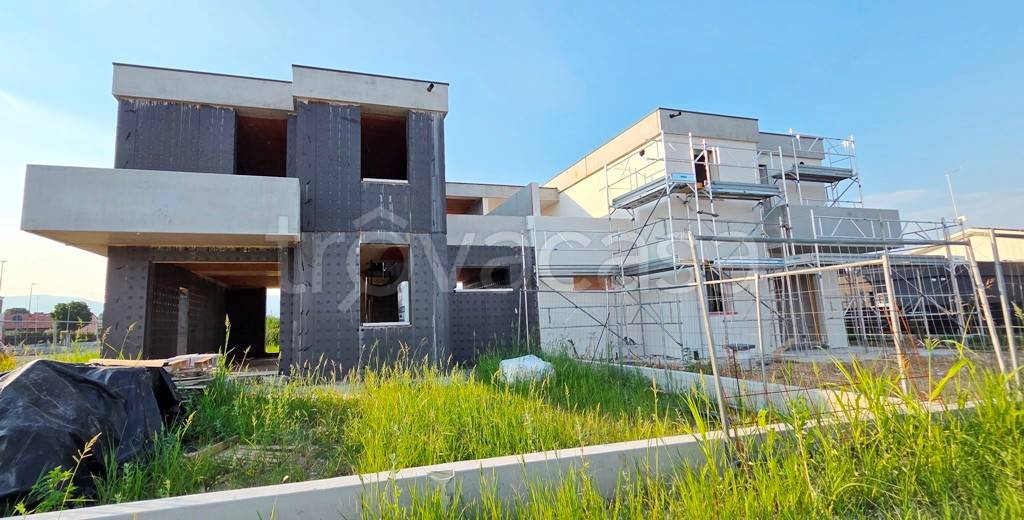 casa indipendente in vendita a Rossano Veneto