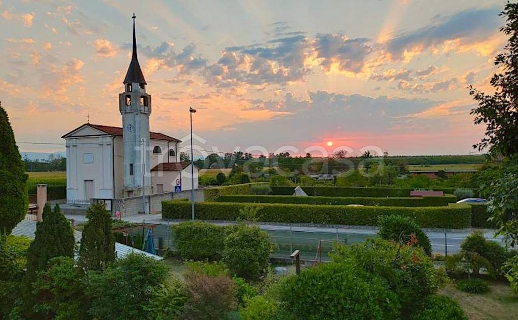 appartamento in vendita a Rossano Veneto in zona Mottinello
