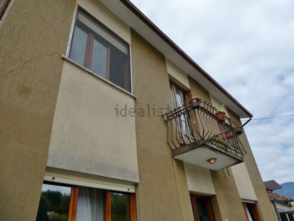 casa indipendente in vendita a Salcedo