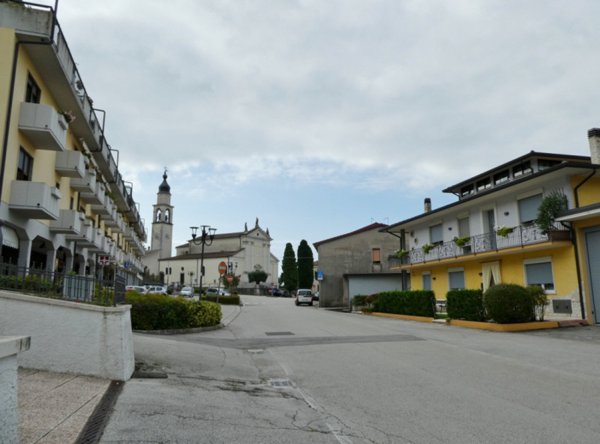 casa indipendente in vendita a Salcedo