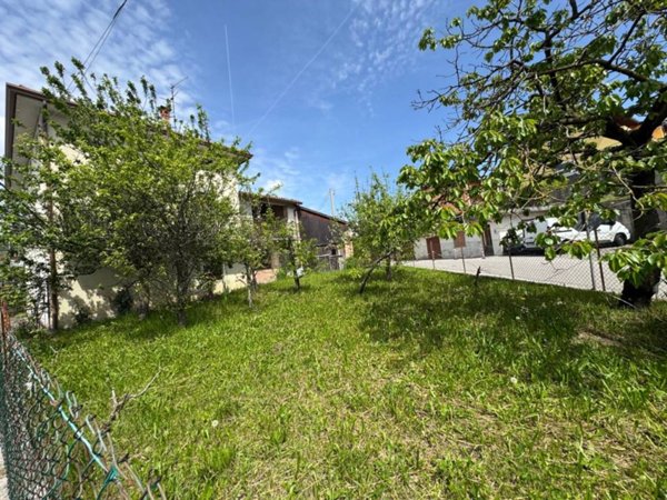 casa indipendente in vendita a Salcedo