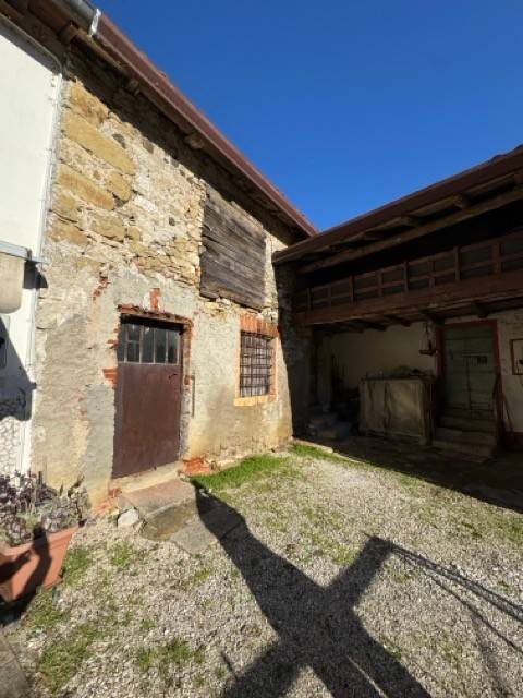 casa indipendente in vendita a Salcedo