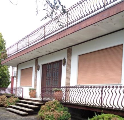 casa indipendente in vendita a Sandrigo