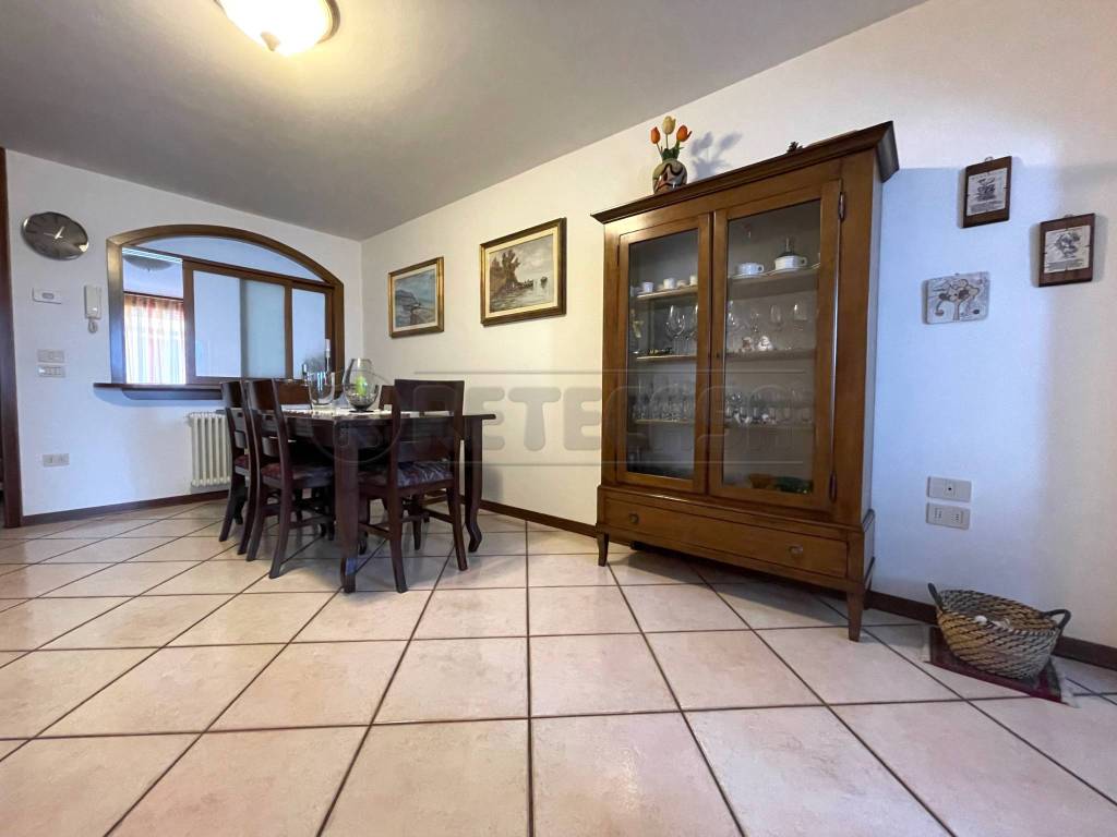 casa indipendente in vendita a Sandrigo