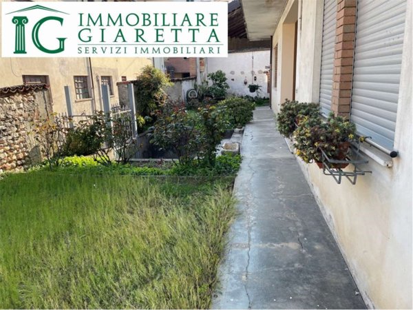 casa indipendente in vendita a Sandrigo
