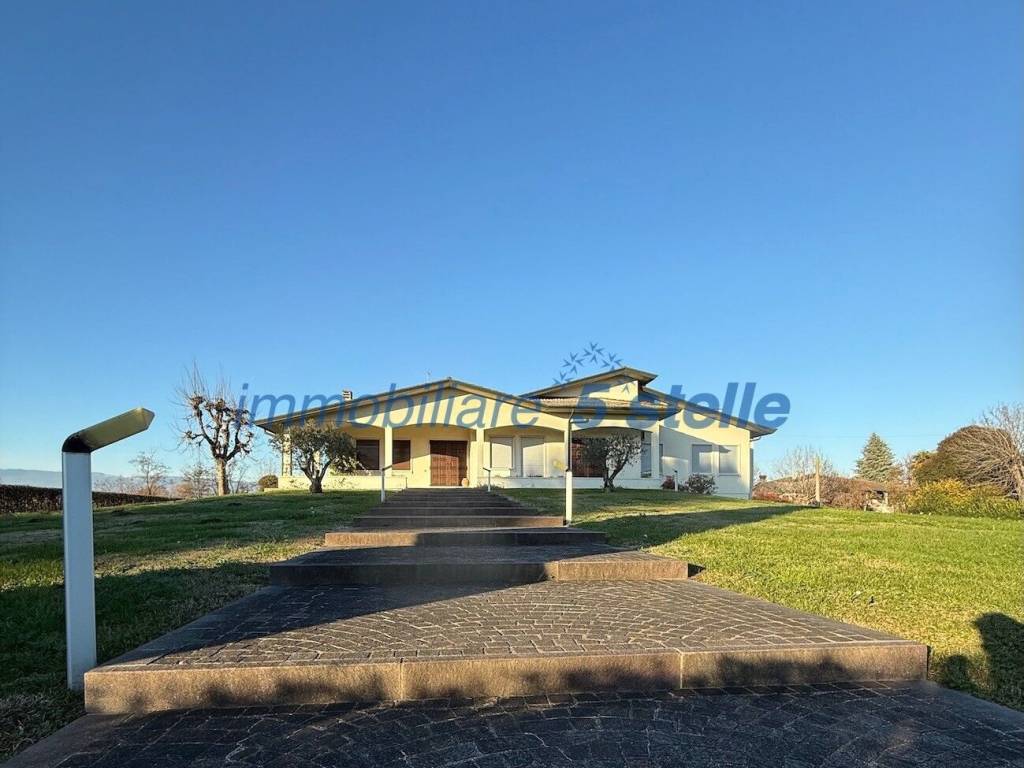 casa indipendente in vendita a Sandrigo