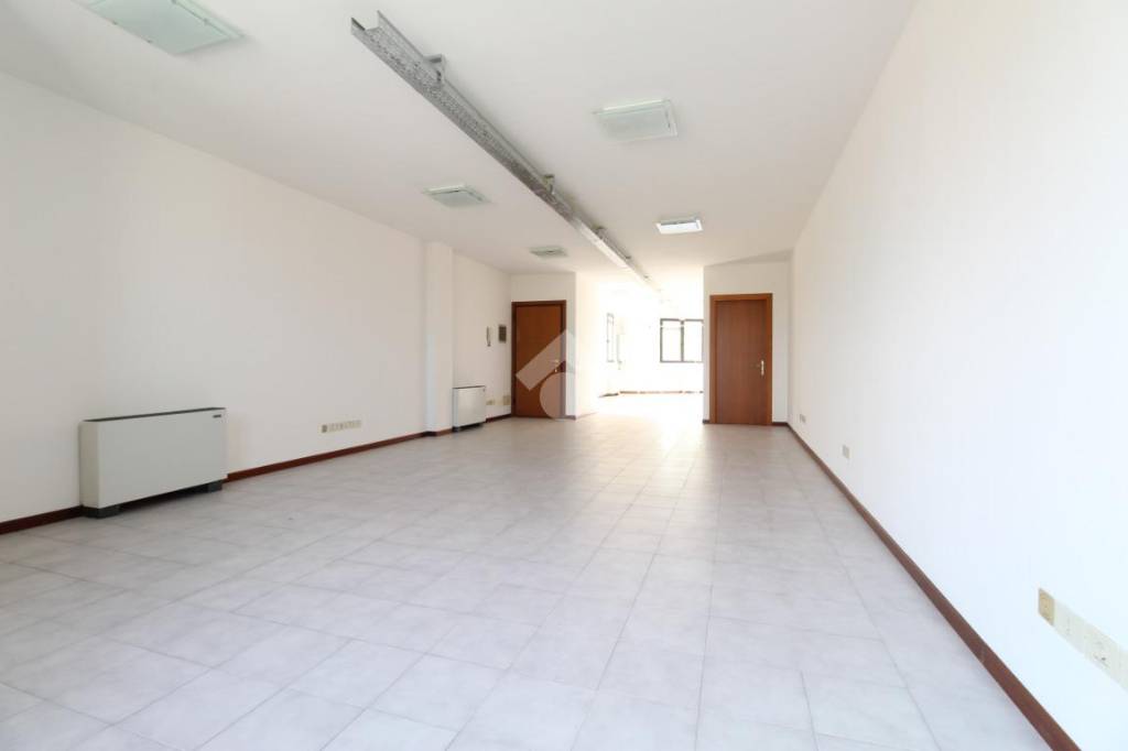 ufficio in vendita a Sandrigo