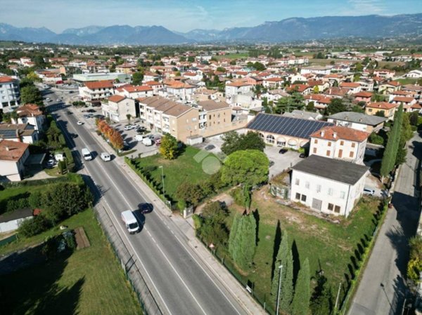 terreno edificabile in vendita a Sandrigo