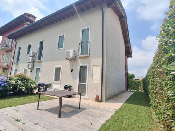 casa indipendente in vendita a Sandrigo