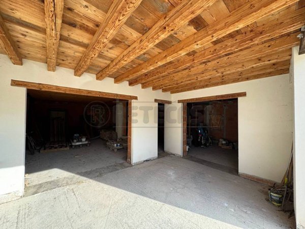 casa indipendente in vendita a Sandrigo