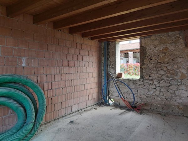 casa indipendente in vendita a Sandrigo