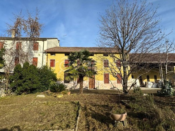 casa indipendente in vendita a Sandrigo