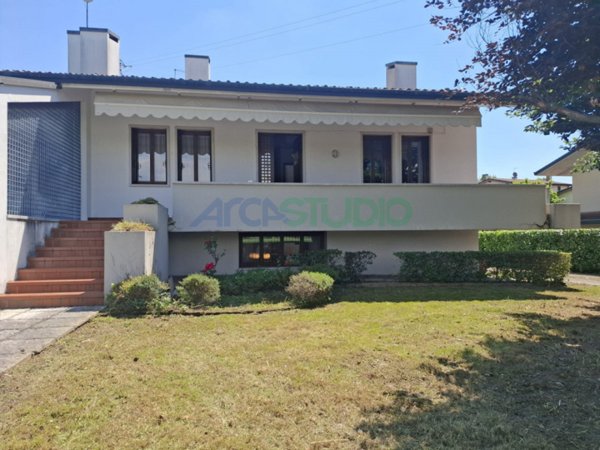 casa indipendente in vendita a Sandrigo in zona Ancignano