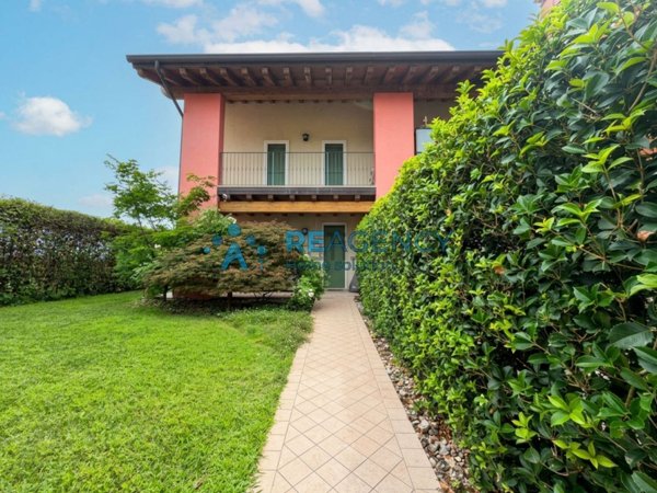 casa indipendente in vendita a Sandrigo