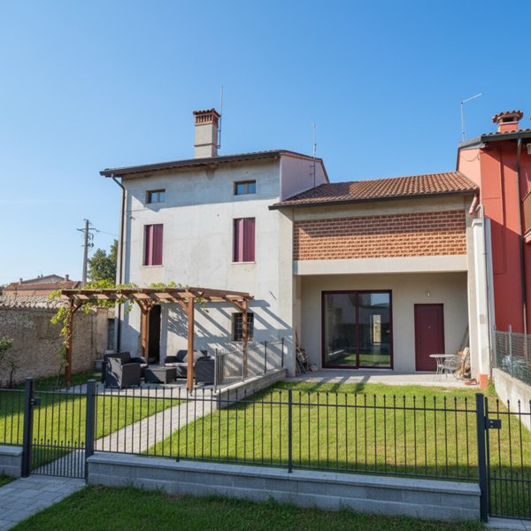 casa indipendente in vendita a Sandrigo