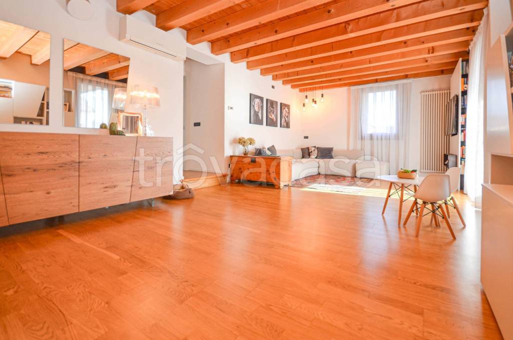 appartamento in vendita a Sandrigo