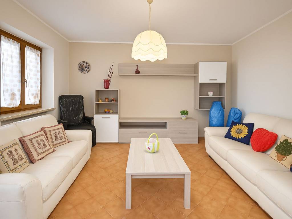 casa indipendente in vendita a San Pietro Mussolino