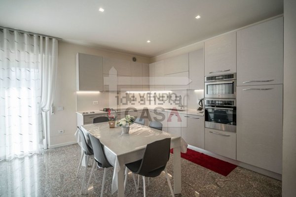 casa indipendente in vendita a San Pietro Mussolino