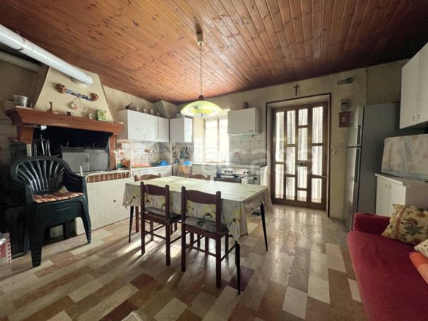 casa indipendente in vendita a San Pietro Mussolino