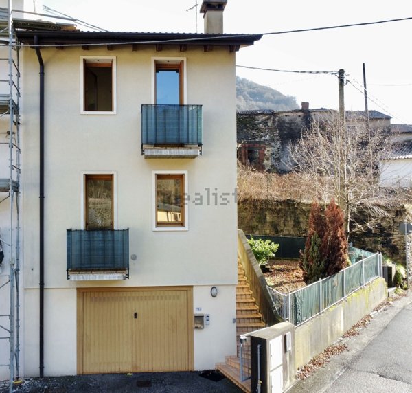 casa indipendente in vendita a San Pietro Mussolino in zona San Pietro Vecchio