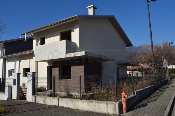 casa indipendente in vendita a Santorso