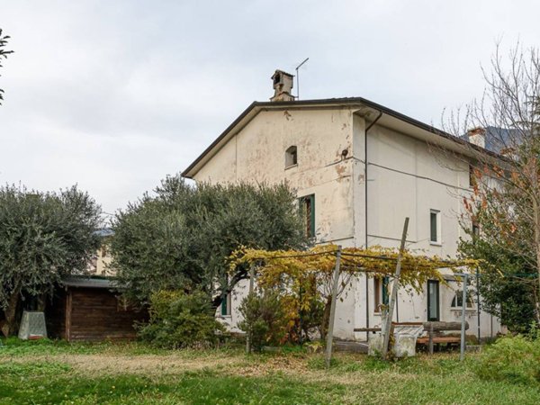 casa indipendente in vendita a Santorso