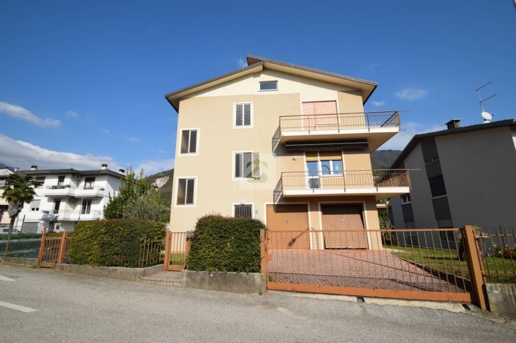 appartamento in vendita a Santorso