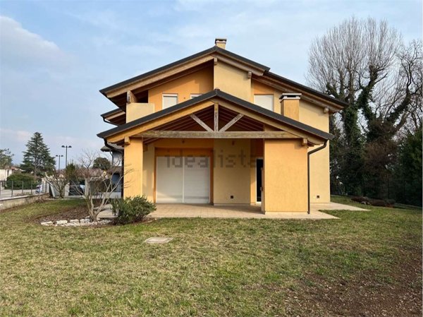 casa indipendente in vendita a Santorso