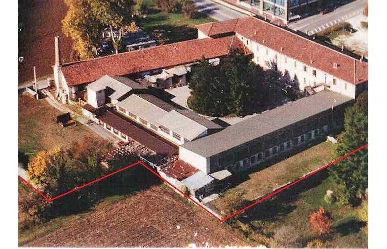 locale commerciale in vendita a Santorso