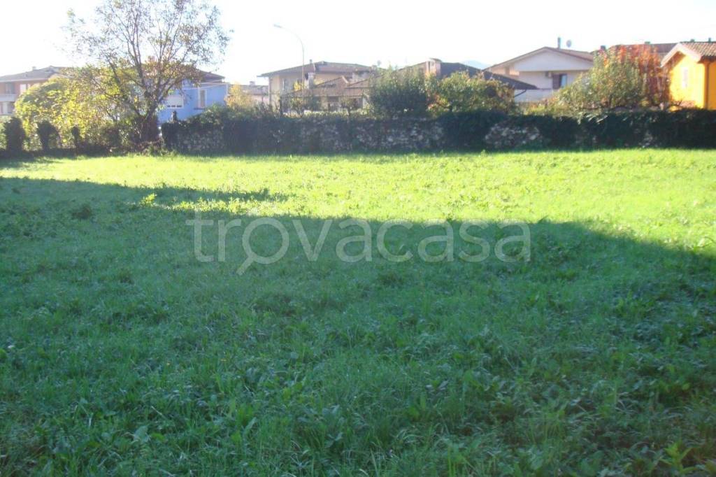 terreno edificabile in vendita a Santorso