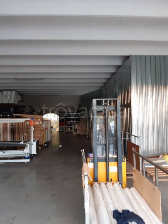 locale commerciale in vendita a San Vito di Leguzzano