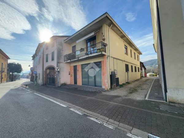 casa indipendente in vendita a San Vito di Leguzzano