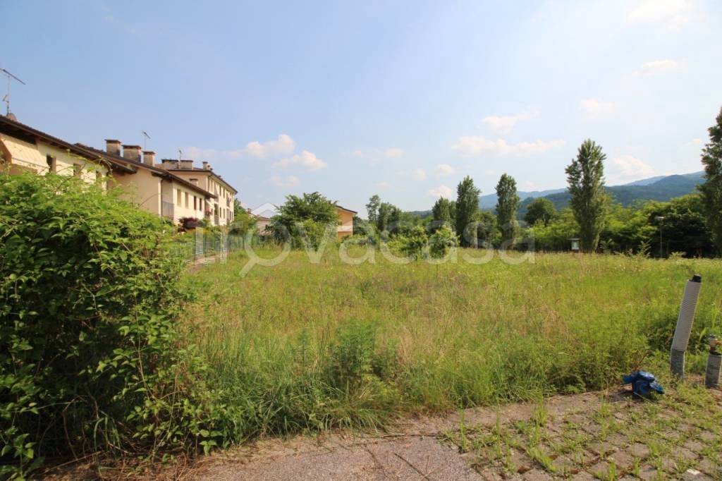 terreno edificabile in vendita a San Vito di Leguzzano
