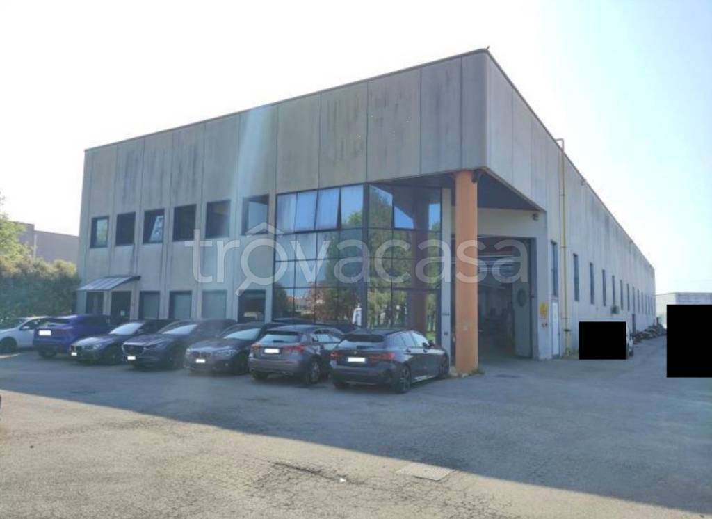 locale commerciale in vendita a San Vito di Leguzzano