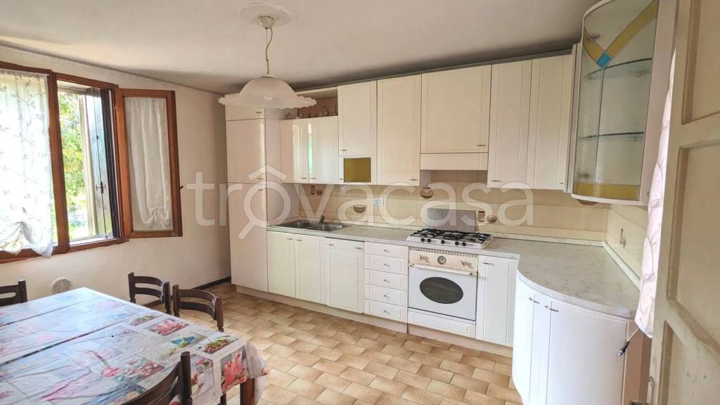 casa indipendente in vendita a San Vito di Leguzzano