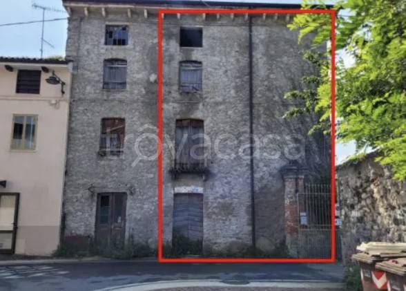 casa semindipendente in vendita a San Vito di Leguzzano