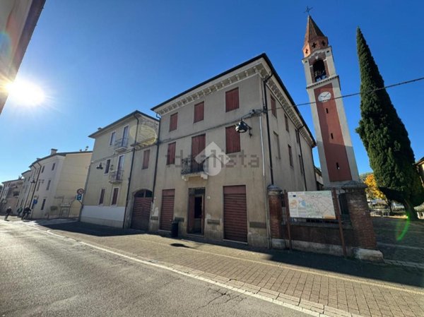casa indipendente in vendita a San Vito di Leguzzano