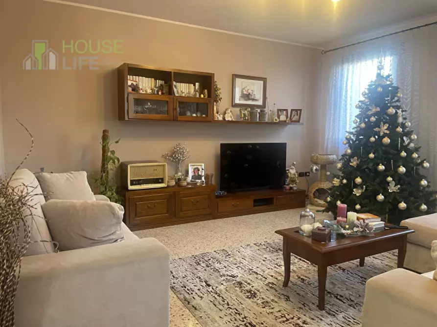 casa indipendente in vendita a San Vito di Leguzzano