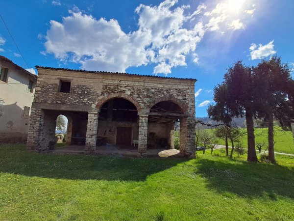 casa indipendente in vendita a San Vito di Leguzzano in zona Leguzzano