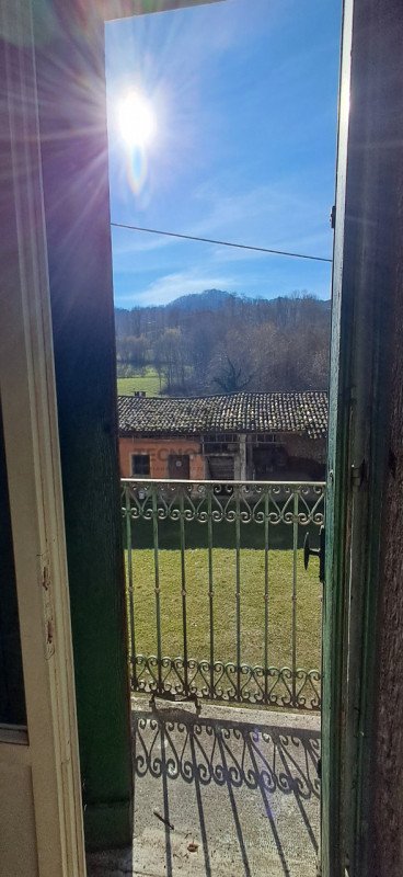 casa indipendente in vendita a San Vito di Leguzzano in zona Leguzzano