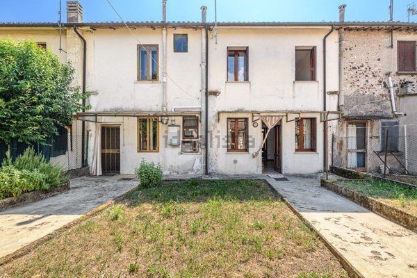 casa indipendente in vendita a San Vito di Leguzzano