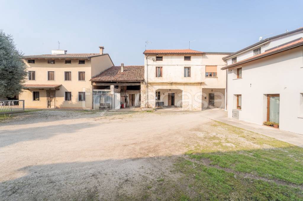 casa indipendente in vendita a Sarcedo