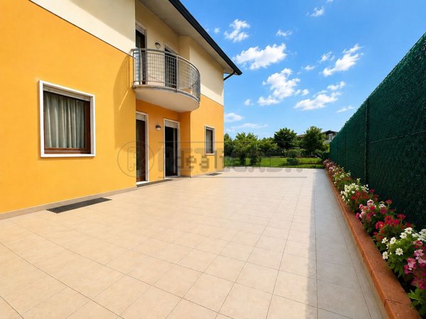 casa indipendente in vendita a Sarcedo
